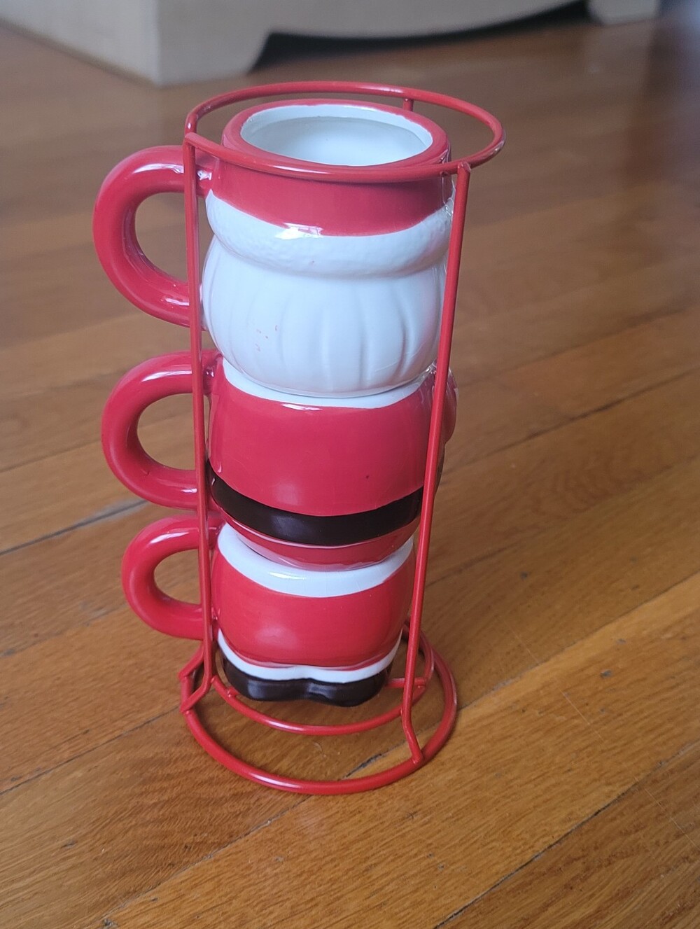Red Santa Ceramic Stackable Expresso Mug Set with Rack - Picture 3 of 3